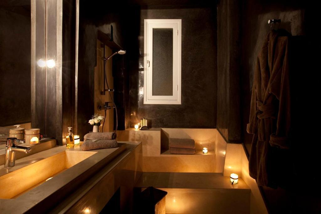 Riad Dar Maya Εσαουίρα Δωμάτιο φωτογραφία
